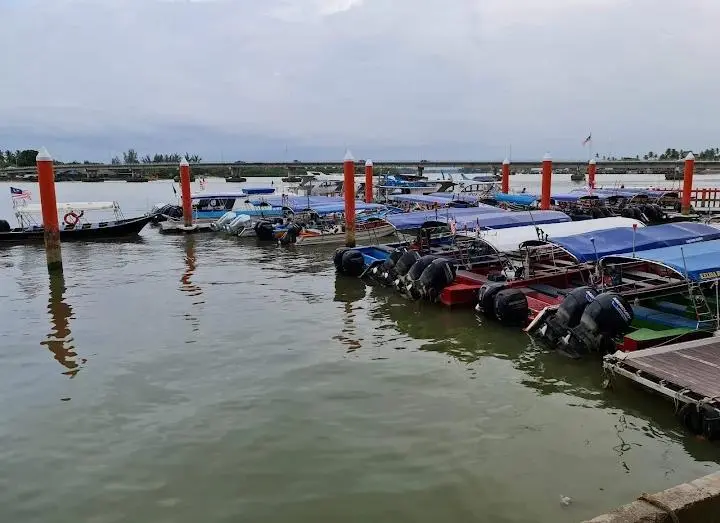Jeti Kuala Besut — pintu masuk ke Pulau Perhentian